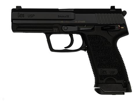 Pistol Heckler & Koch mod. USP  cal. 9 mm Luger #24-074489 § B +ACC (S192552)