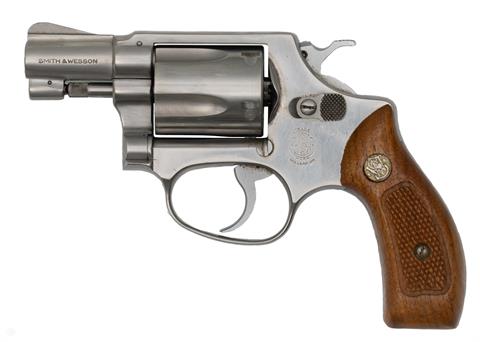 Revolver Smith & Wesson Mod. 60 Kal. 38 Special #R261068 § B +ACC