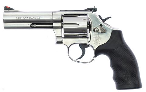 Revolver Smith & Wesson mod. 686-6  cal. 357 Magnum #CZY3219 § B +ACC