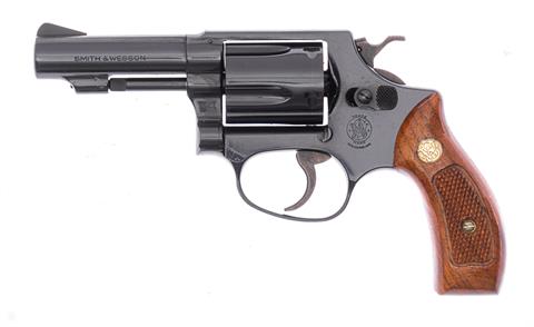Revolver Smith & Wesson Mod. 36-1  Kal. 38 Special #J530451 § B (S230160)