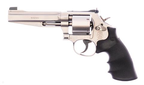 Revolver Smith & Wesson Mod. 986  Pro Series Kal. 9 x 21 #CUA0589 § B +ACC