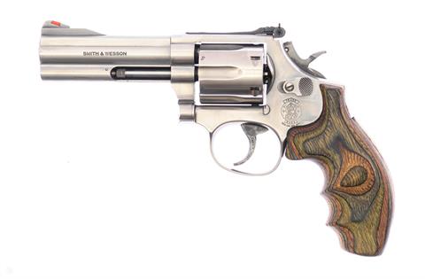 Revolver Smith & Wesson 686-4  Cal. 357 Magnum #BUA9914 § B (W 3701-22)