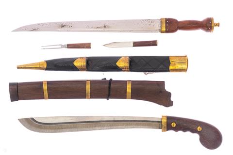 Edged weapons bundle of 2 pieces
