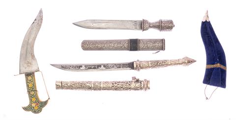 Oriental dagger collection of 3 pieces