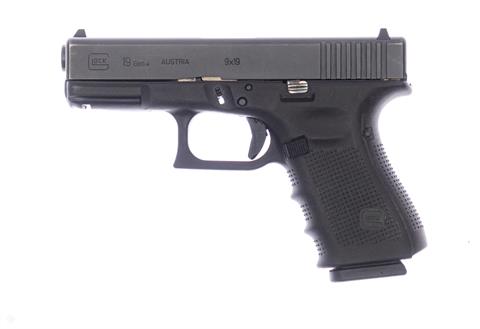 Pistol Glock 19 Gen4 Cal. 9 mm Luger #BDZS924 §B +ACC ***